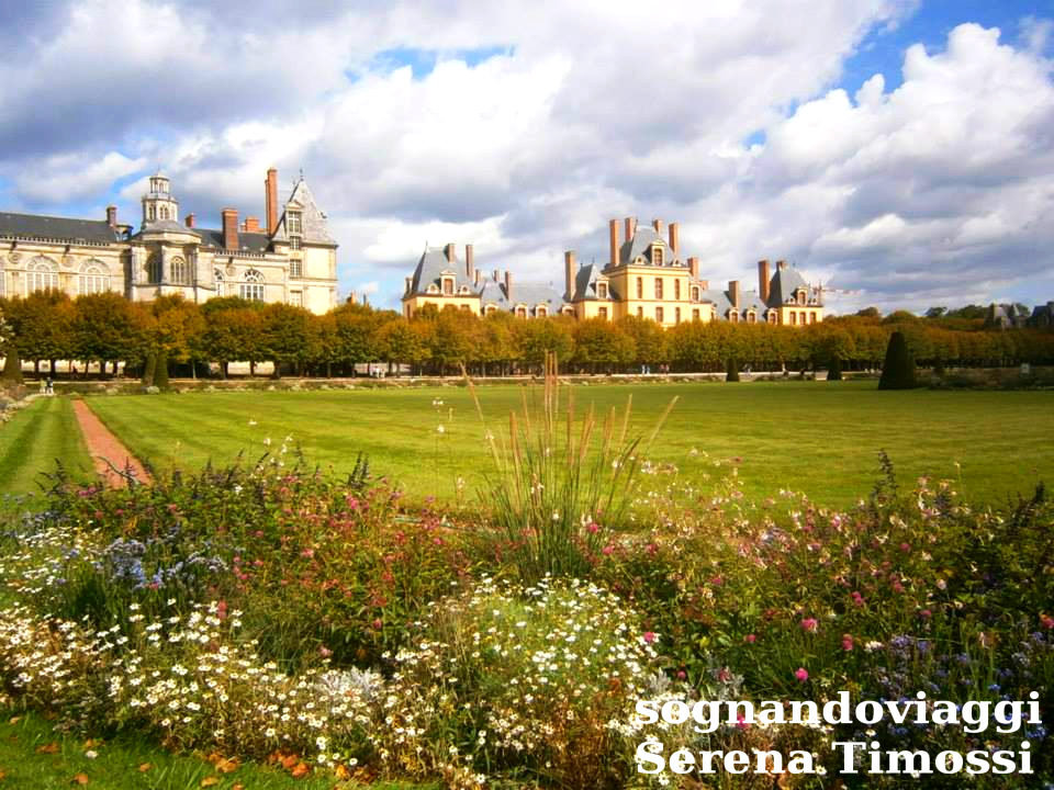 Castello di Fontainebleau visto dai giardini