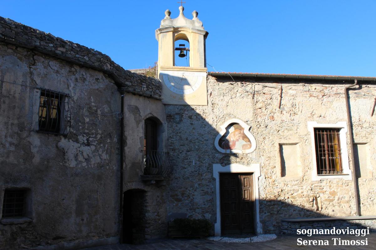 Castelvecchio di Rocca Barbena