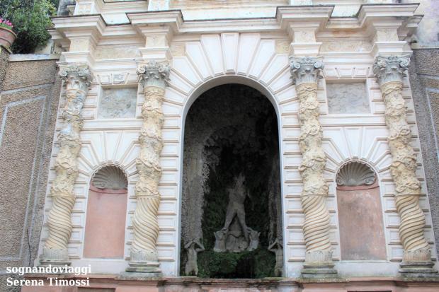 fontana di proserpina