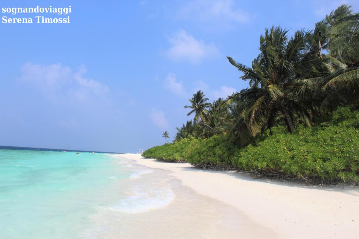 spiaggia fihalhohi maldive