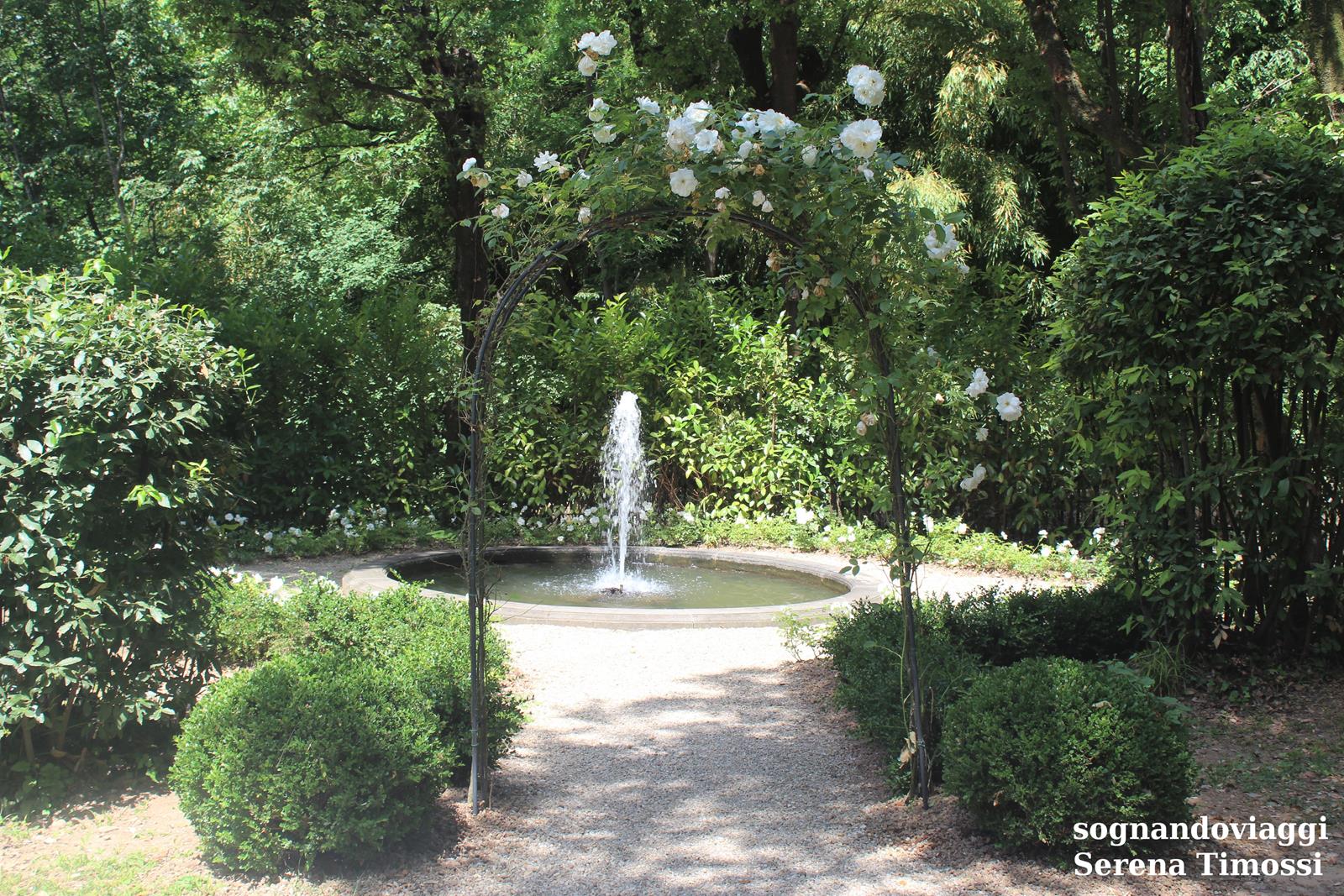 Villa reale di Marlia - La fontana degli innamorati