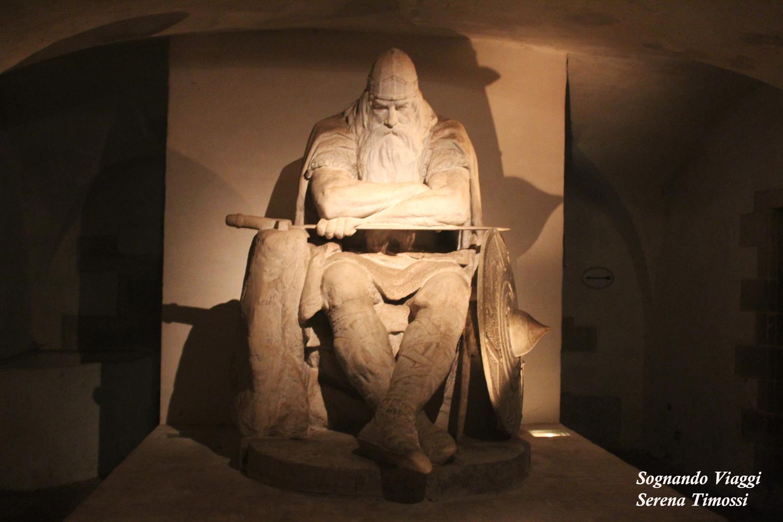 castello kronborg statua